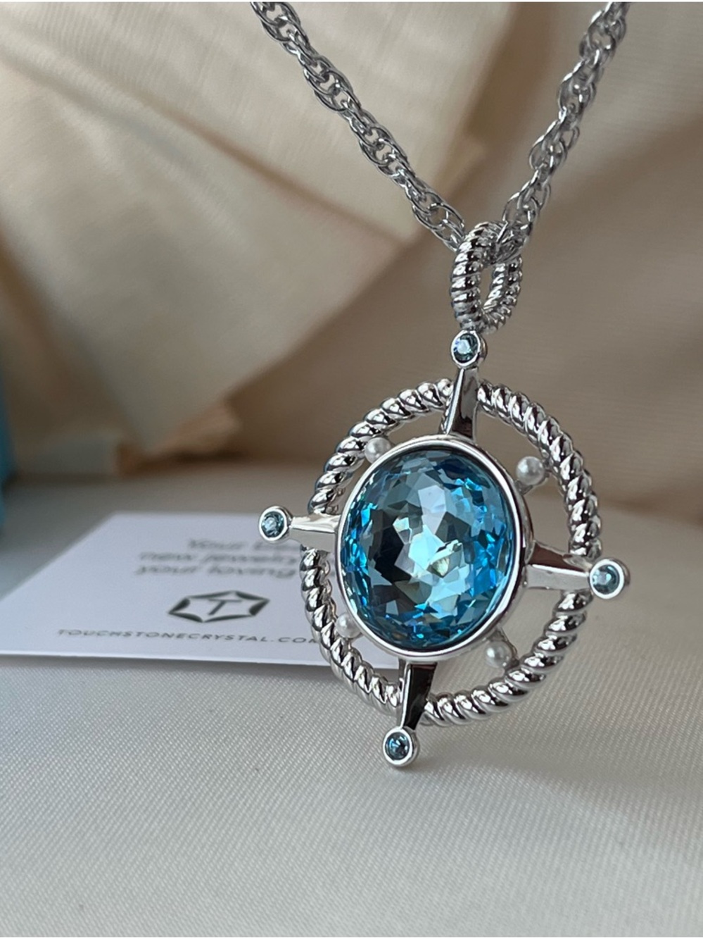 Swarovski Touchstone Crystal Silver Blue “Find Your Way” Pendant Necklace NWT - Picture 6 of 8